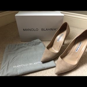 Manolo Blahnik BB 105 Suede Pumps